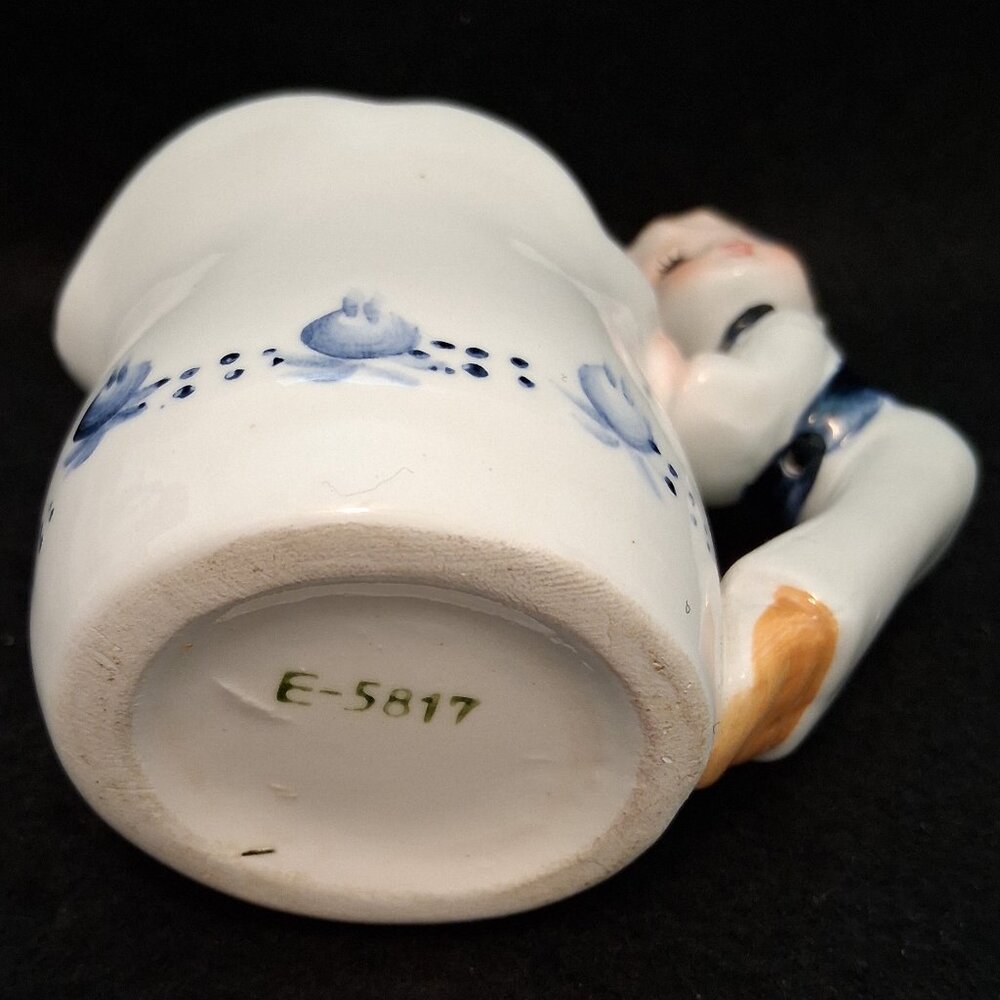 Rare (1950s-1960s) Enesco Japan E-5817 Dutch Boy Figurine Mini Pitcher Creamer - Picture 7 of 8